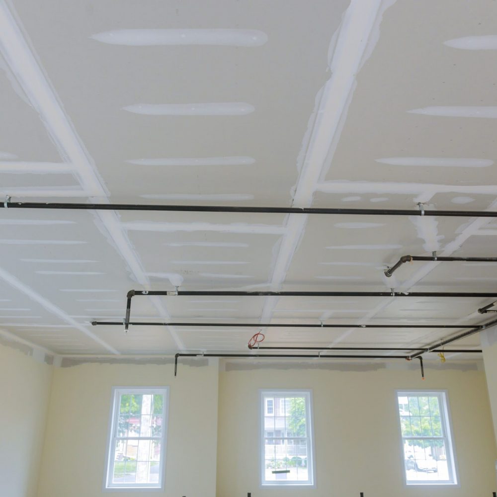 fire-sprinkler-in-automatic-ceiling-office-buildin-2026-01-09-08-28-56-utc